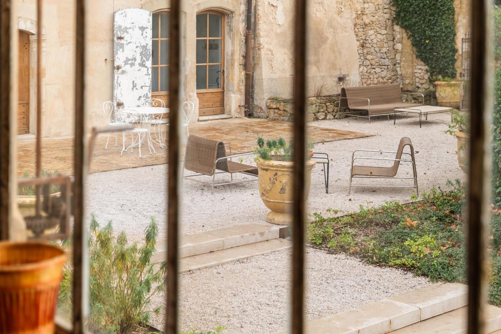 Le Galinier Lourmarin, A Beaumier Guesthouse Ruang foto